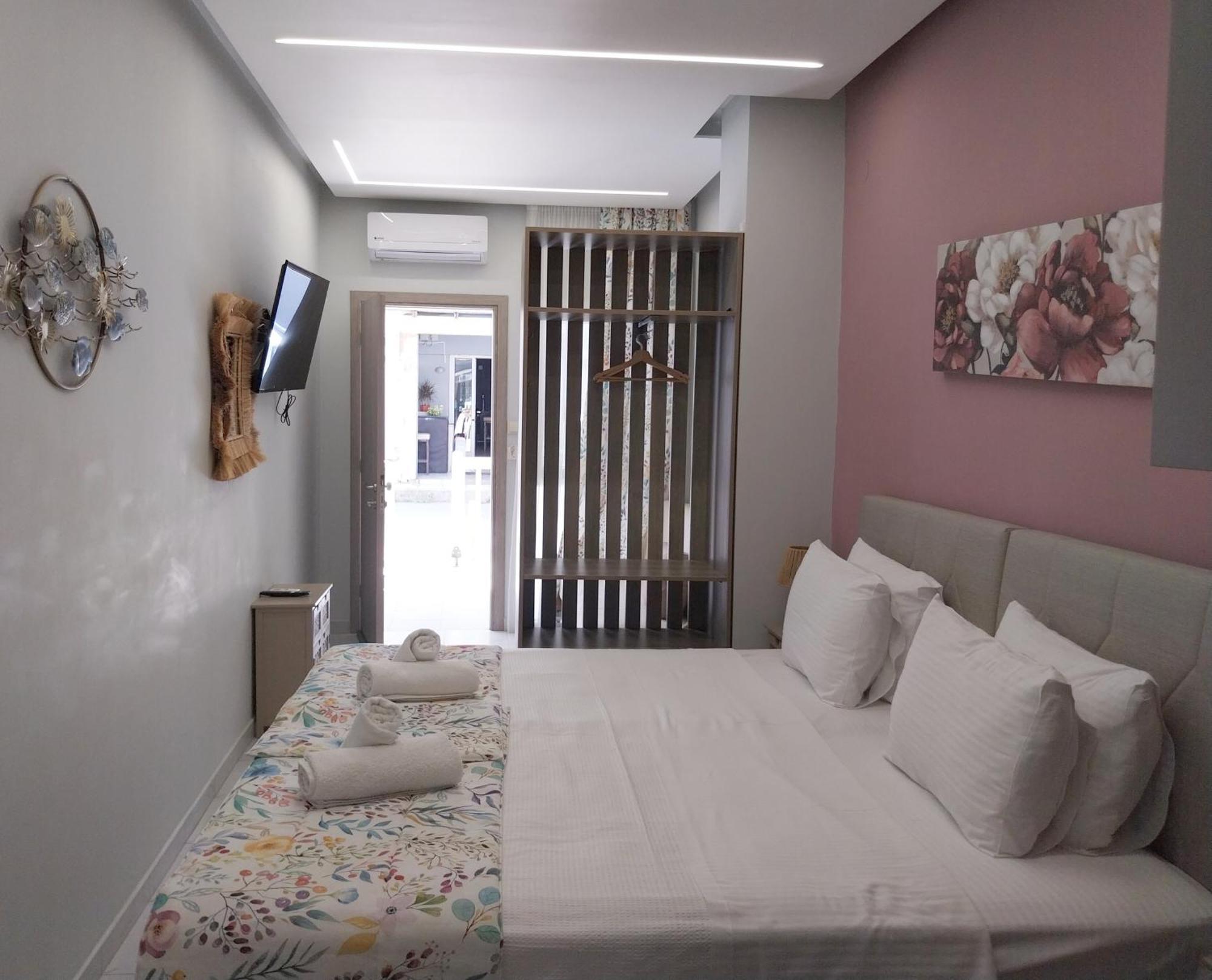 Studios Aigialos Peraia  Phòng bức ảnh
